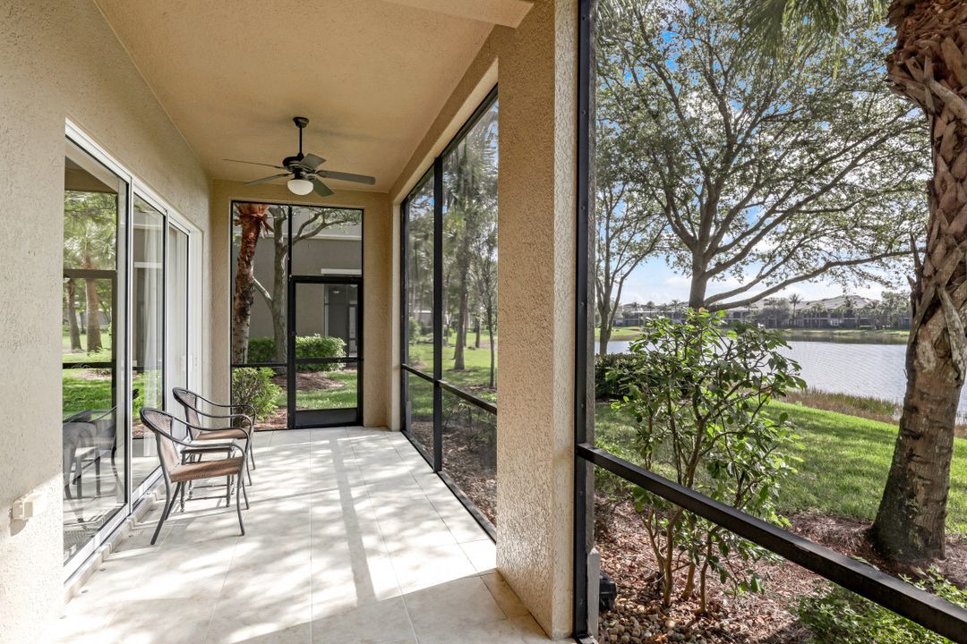9224 Campanile Cir #101, Naples, FL 34114