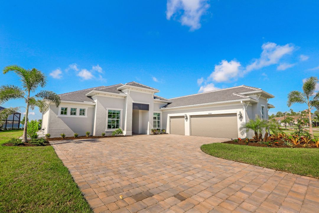 14360 Blue Bay Cir, Fort Myers, FL 33913