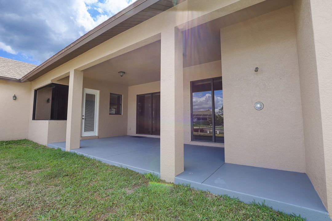 4323 SW 18th Pl, Cape Coral, FL 33914