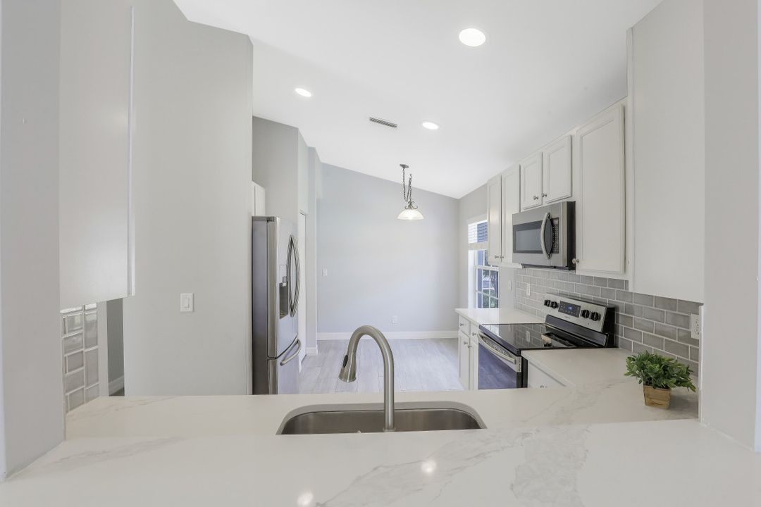 1622 Triangle Palm Terrace, Naples, FL 34119