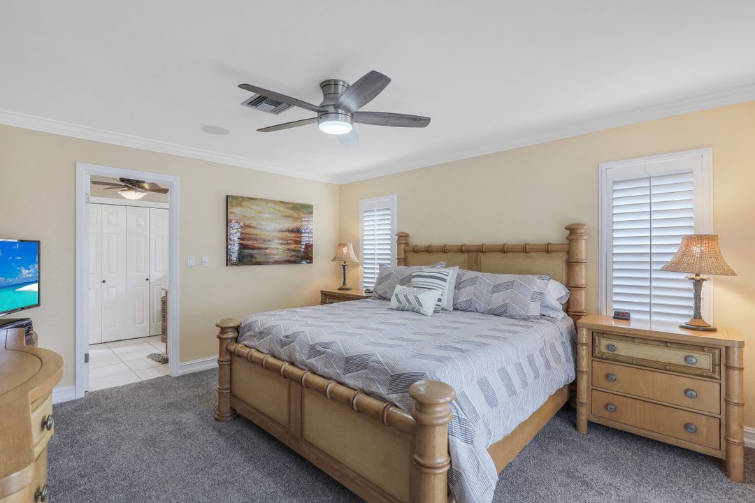 1552 Buccaneer Ct, Marco Island, FL 34145