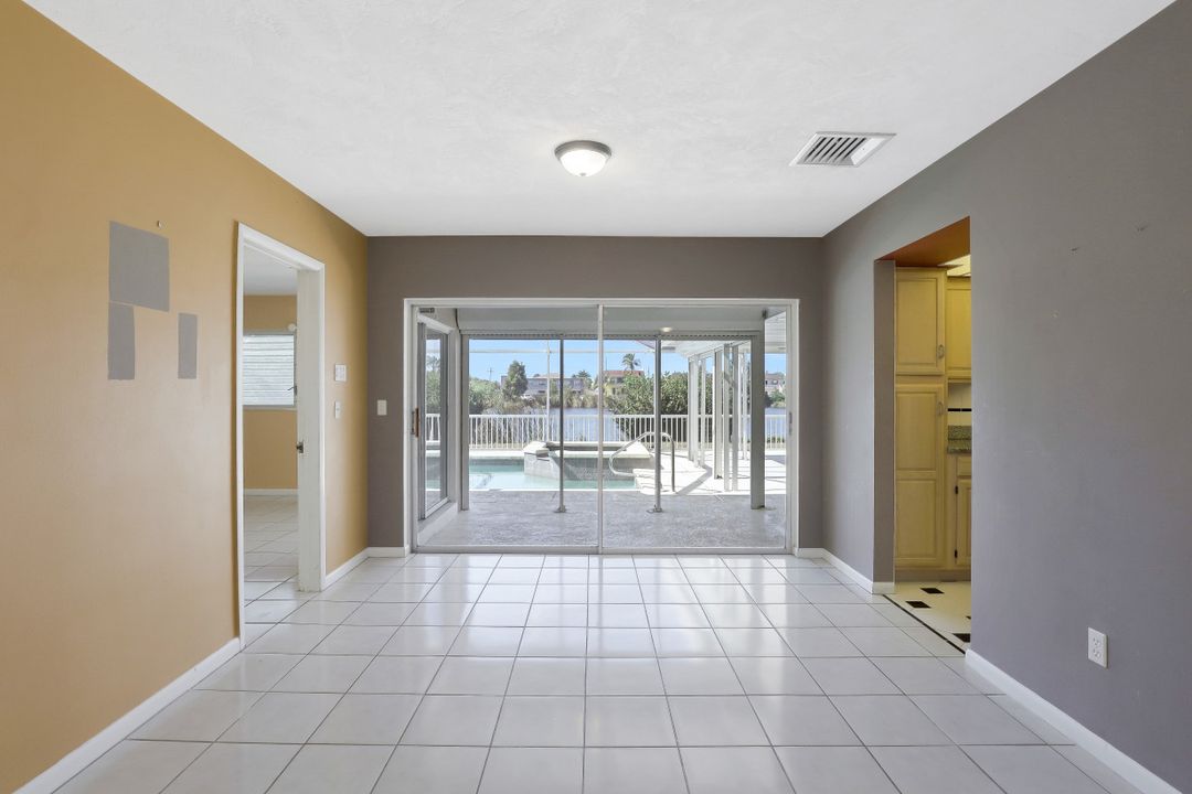 418 Yellowbird St, Marco Island, FL 34145