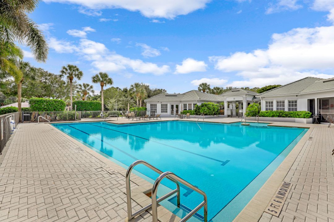 7122 Blue Juniper Ct #101, Naples, FL 34109