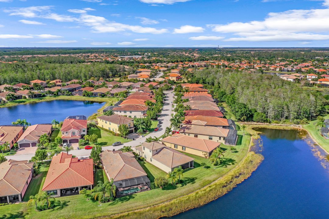 11520 Stonecreek Cir, Fort Myers, FL 33913