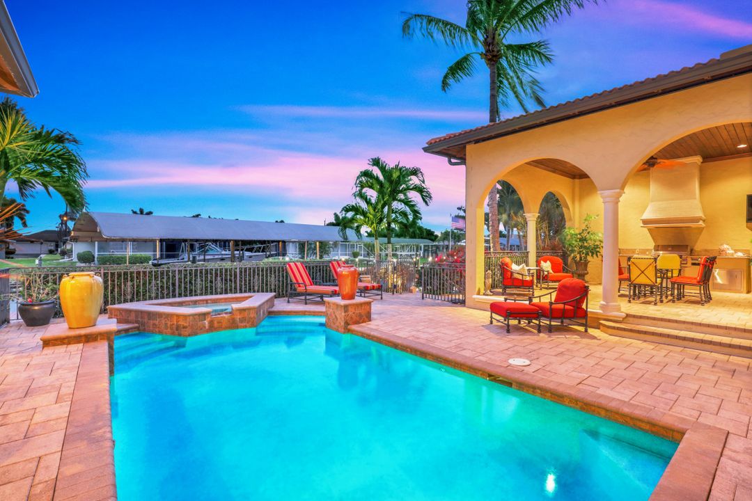 4907 Pelican Blvd, Cape Coral, FL 33914