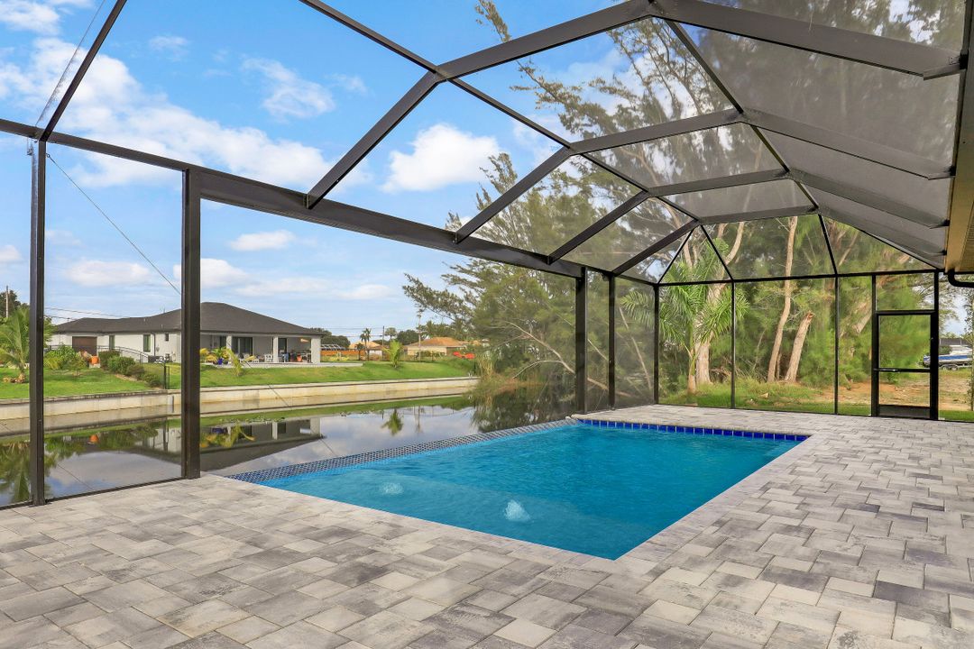 1529 SW 28th Terrace, Cape Coral, FL 33914