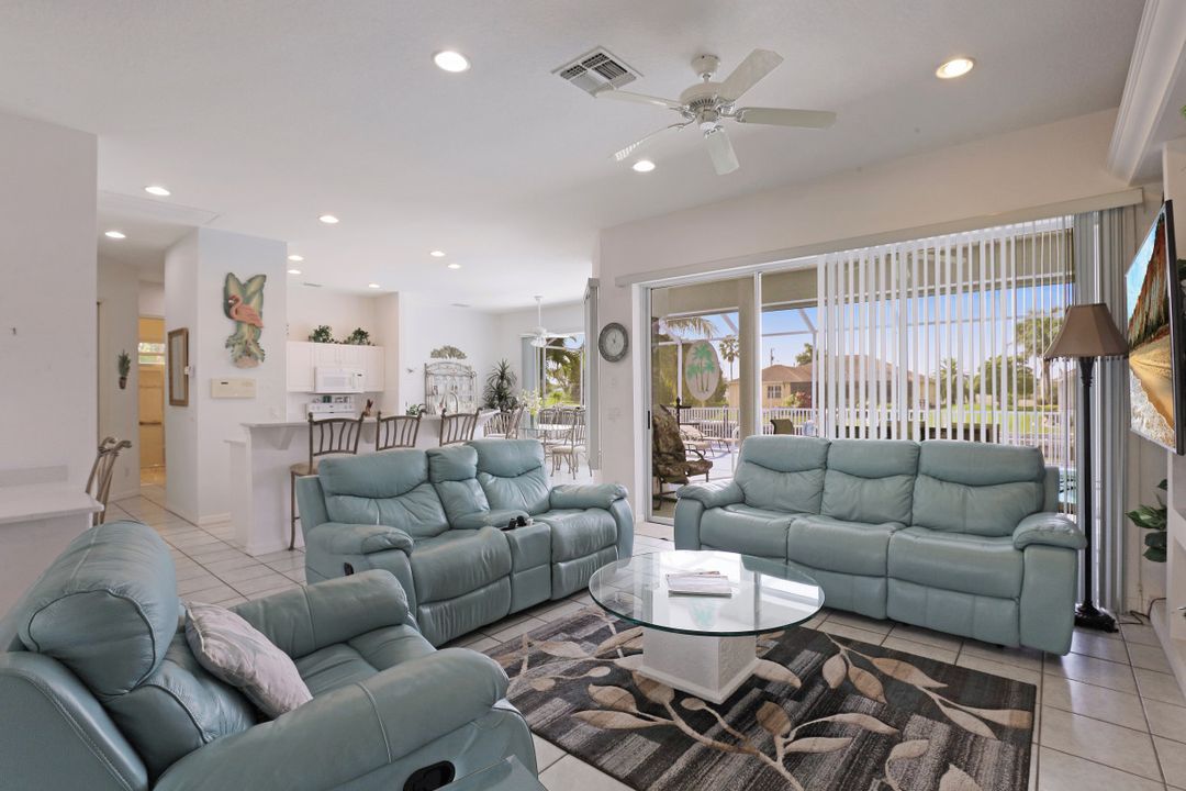 2108 SW 40th Terrace, Cape Coral, FL 33914