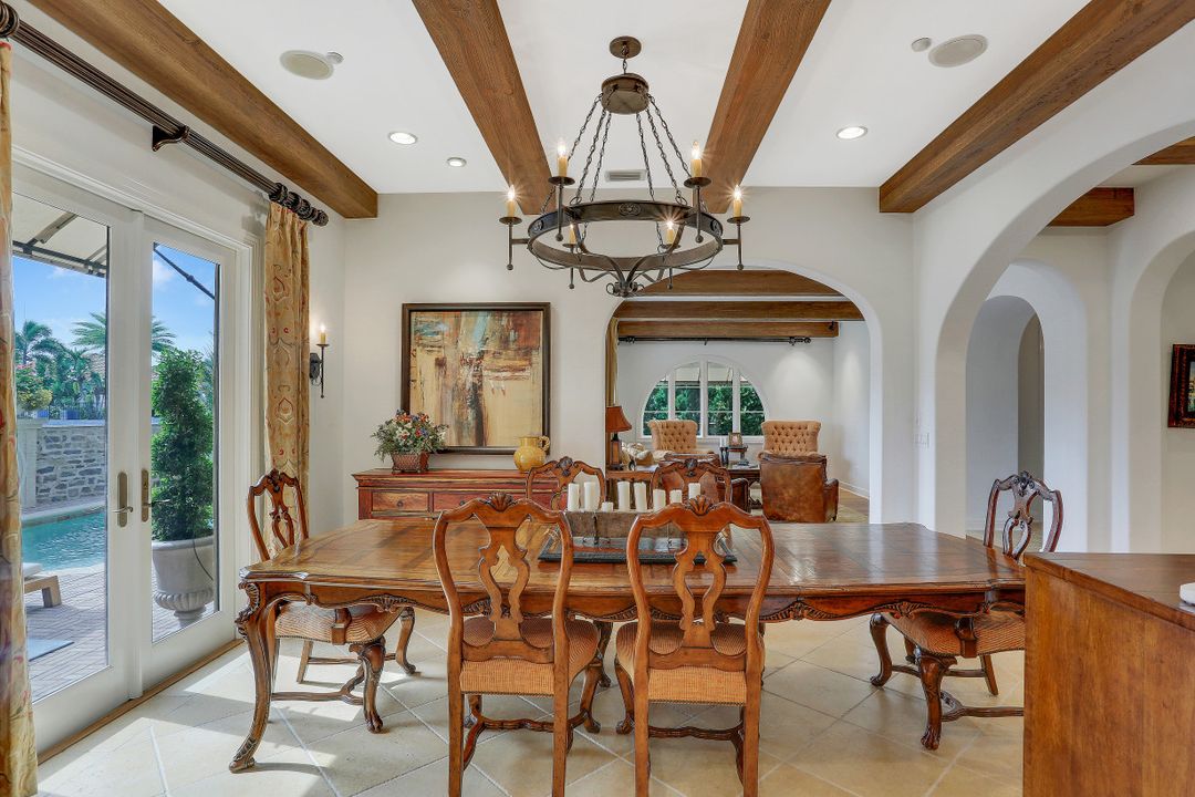 16649 Toscana Cir #806, Naples, FL 34110