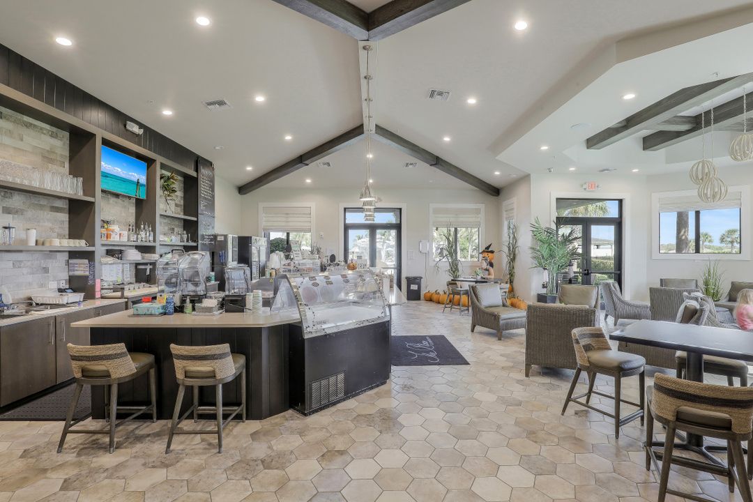 17441 Elkgrove Ln, Estero, FL 33928