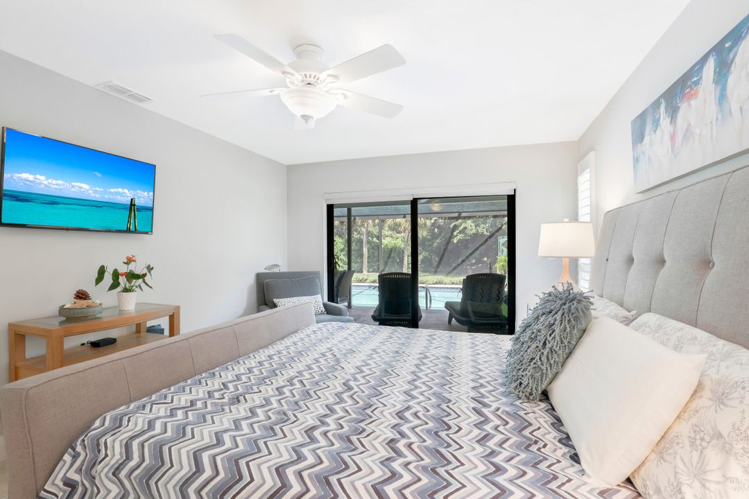 2201 Noble Ct, Naples, FL 34110