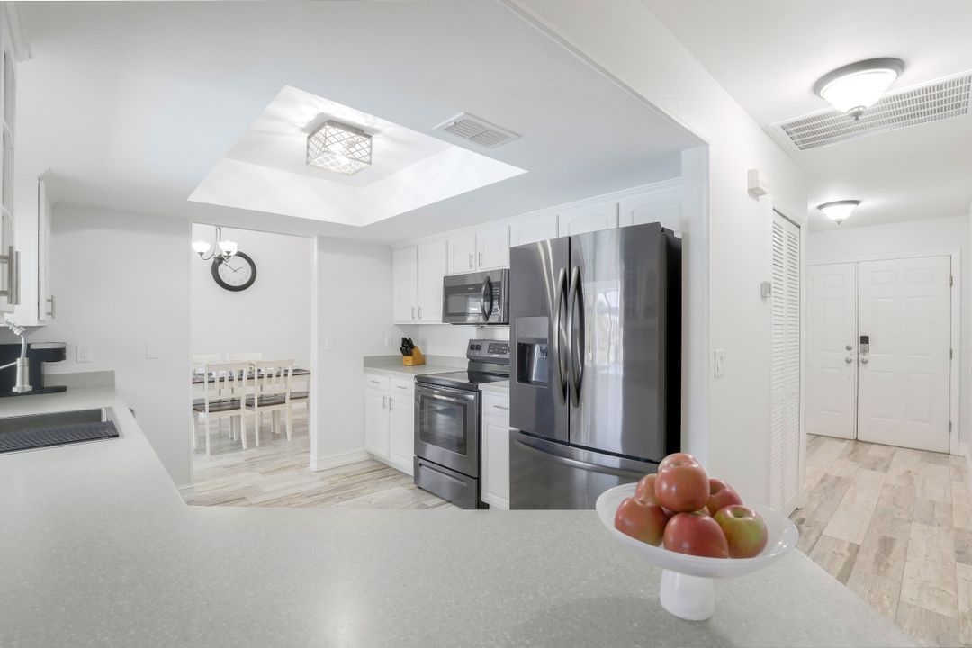 432 Mohawk Pkwy, Cape Coral, FL 33914