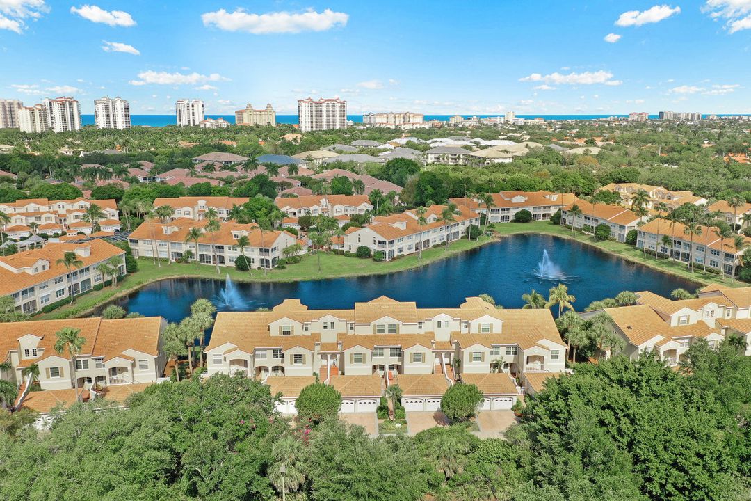 8345 Excalibur Cir #M-12, Naples, FL 34108