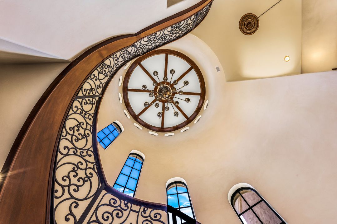 590 S Heathwood Dr, Marco Island, FL 34145