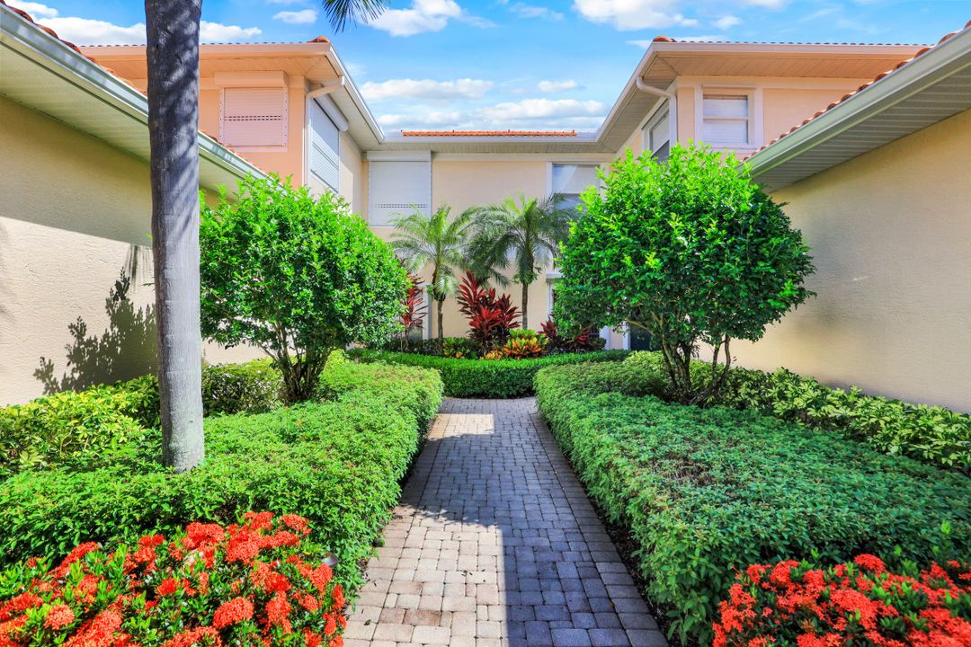 5205 Birmingham Dr #102, Naples, FL 34110