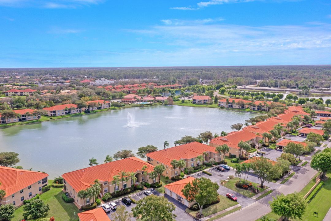 6528 Huntington Lakes Cir #203, Naples, FL 34119