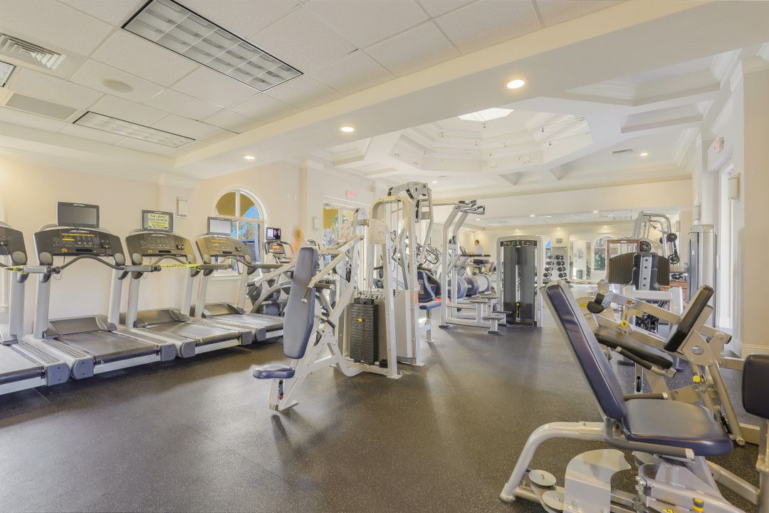 3133 Terramar Dr, Naples, FL 34119