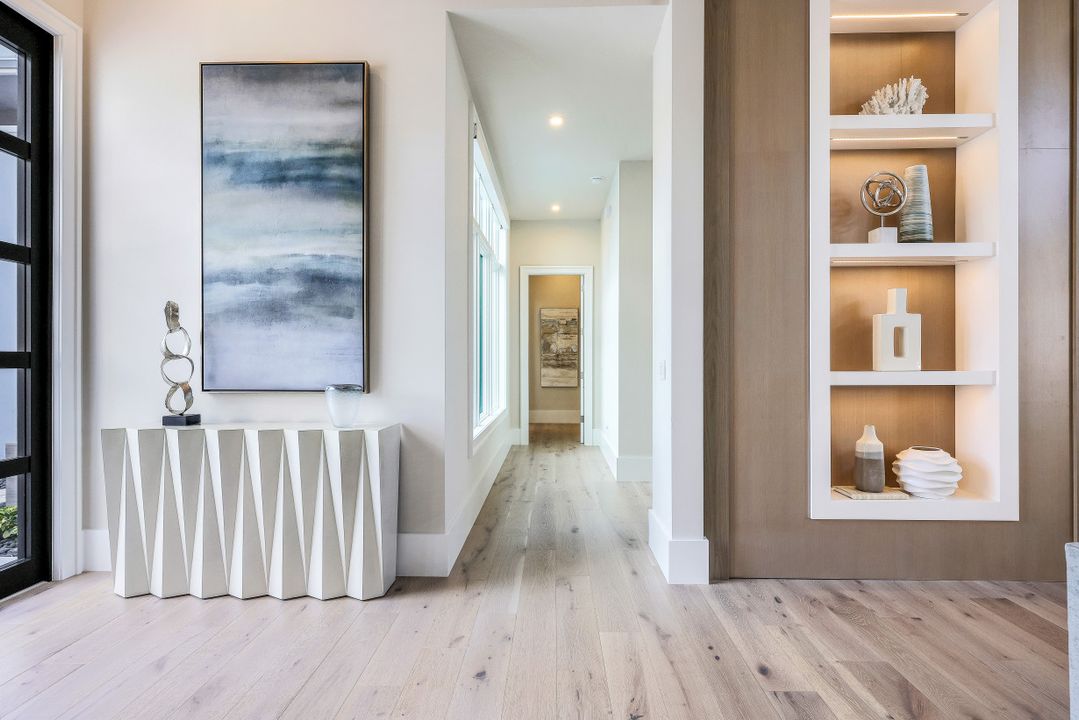 817 Buttonbush Ln, Naples, FL 34108