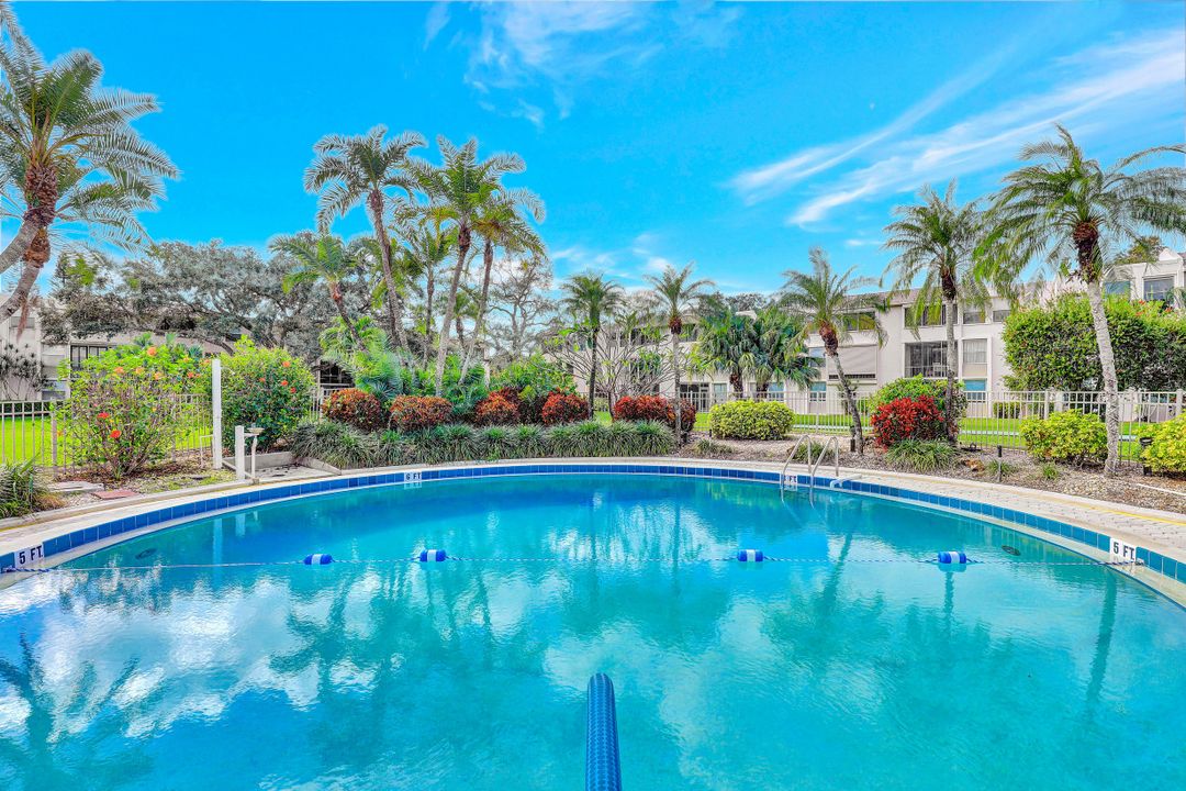 5959 Winkler Rd #105, Fort Myers, FL 33919