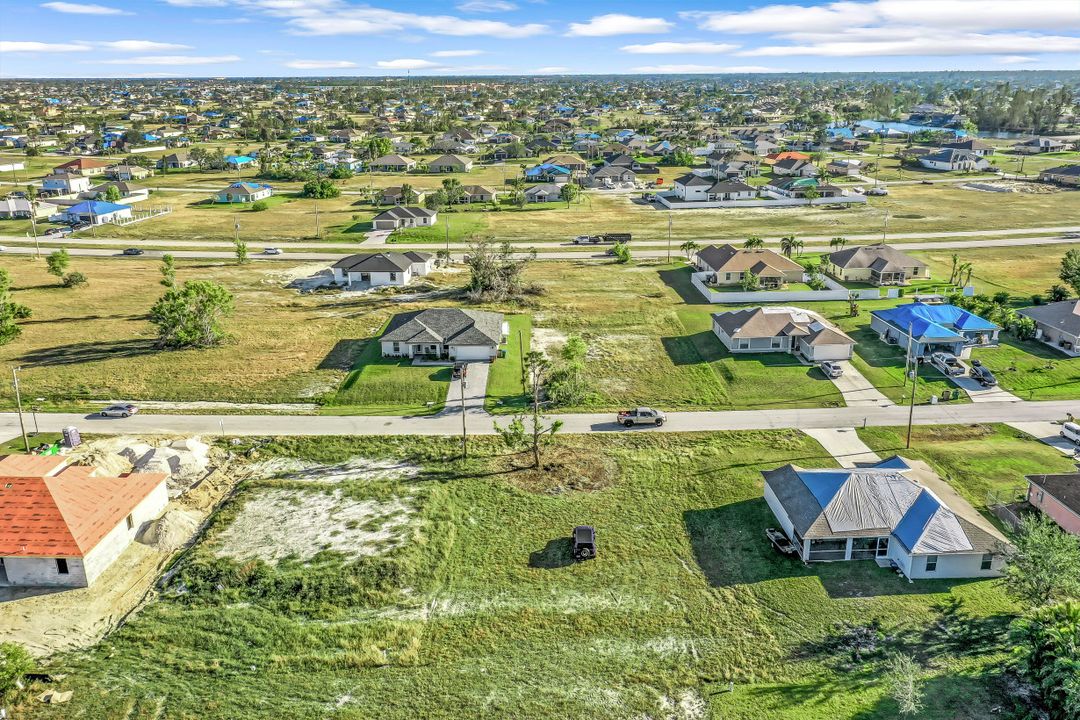 2015 NW 16th Terrace, Cape Coral, FL 33993