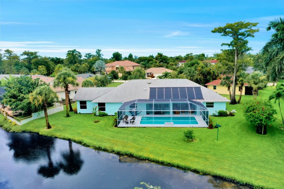 1223 Rosepetal Ln, Naples, FL 34105