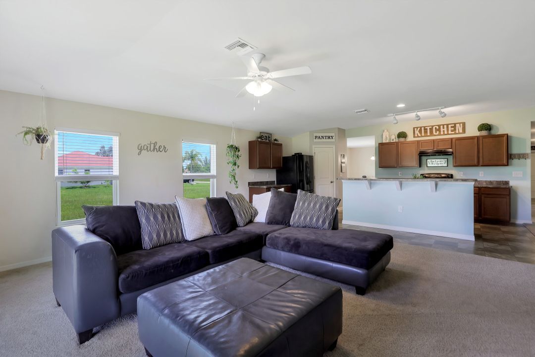 1708 NE Juanita Pl, Cape Coral, FL 33909