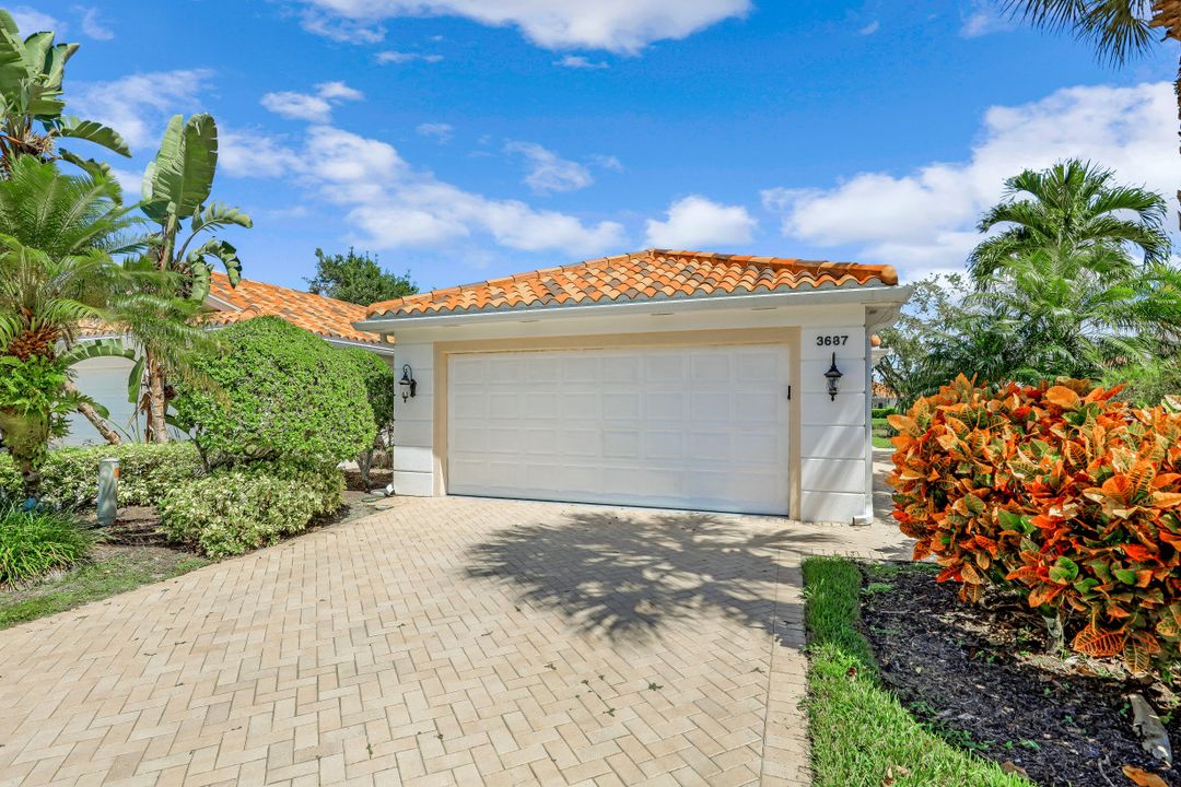 3687 El Segundo Ct, Naples, FL 34109