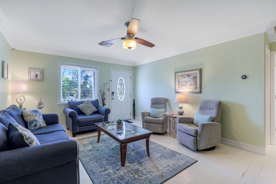 4060 Rita Ln, Bonita Springs, FL 34134