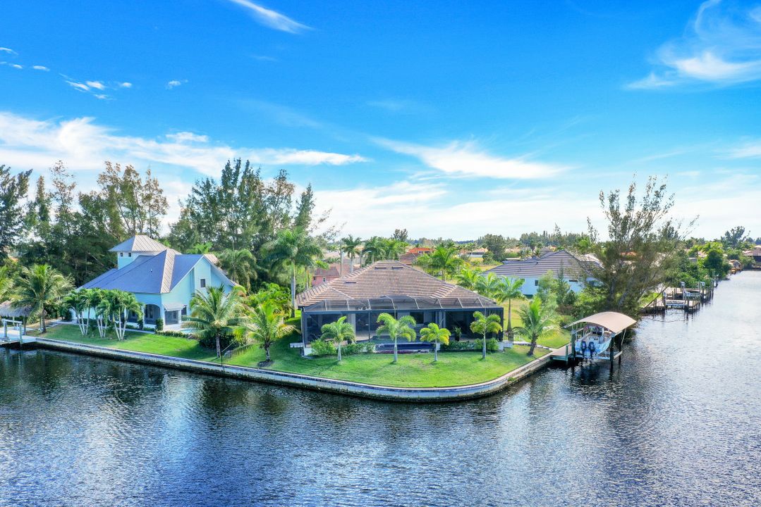 128 NW 39th Ave, Cape Coral, FL 33993