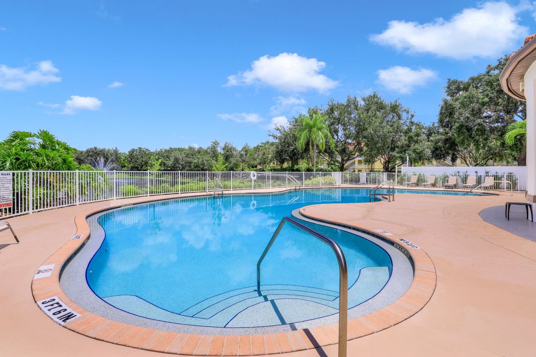 8392 Laurel Lakes Blvd, Naples, FL 34119