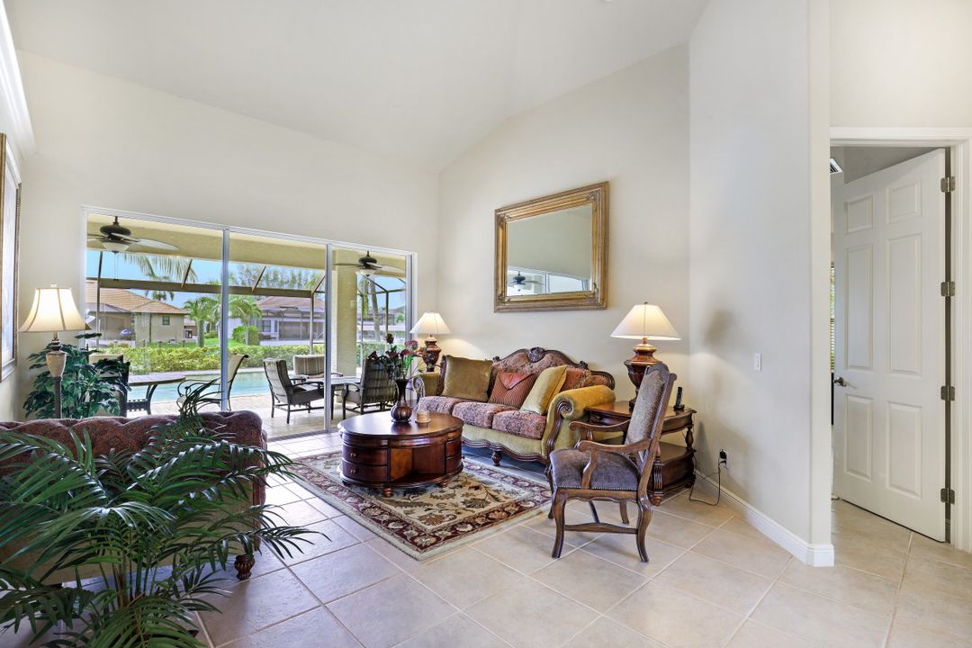 4130 SW 27th Ave, Cape Coral, FL 33914