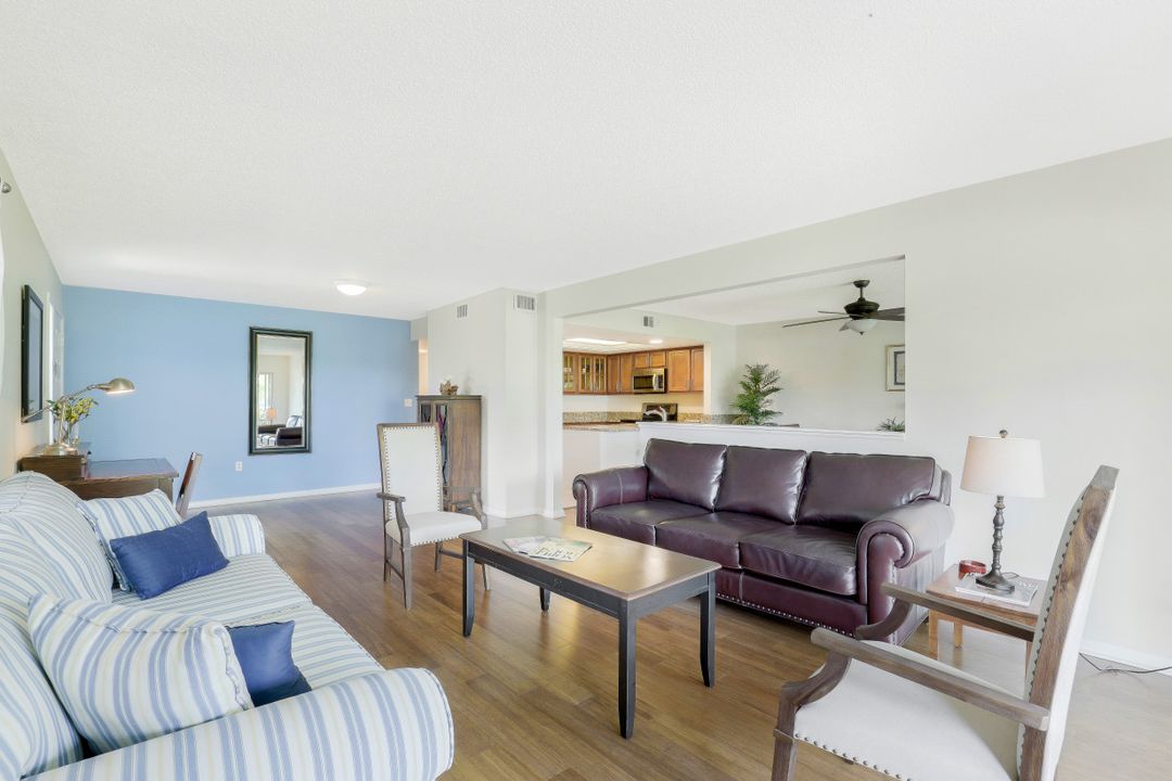 3300 Binnacle Dr #101, Naples, FL 34103