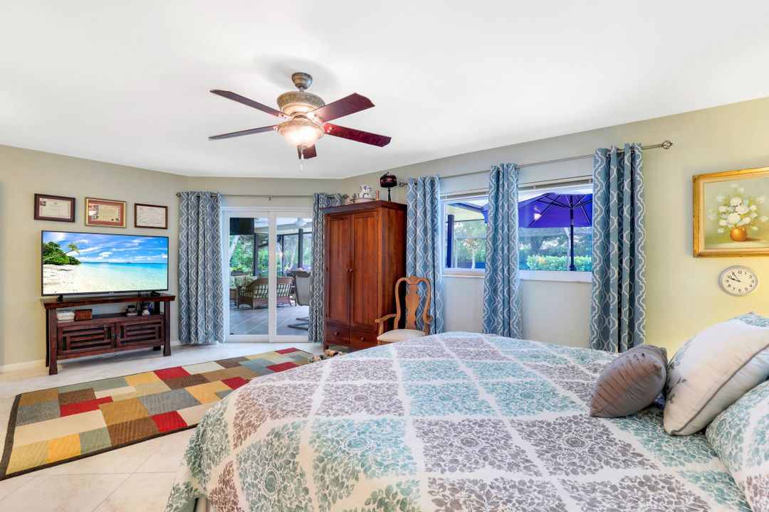 74 9th St, Bonita Springs, FL 34135