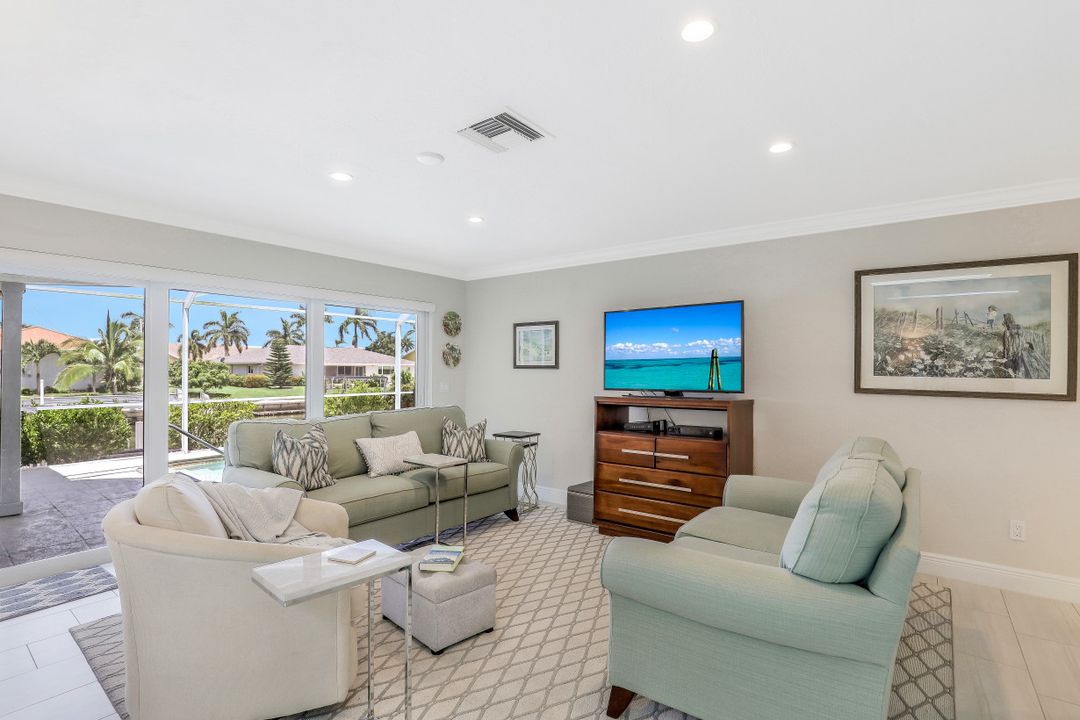 206 Dan River Ct, Marco Island, FL 34145