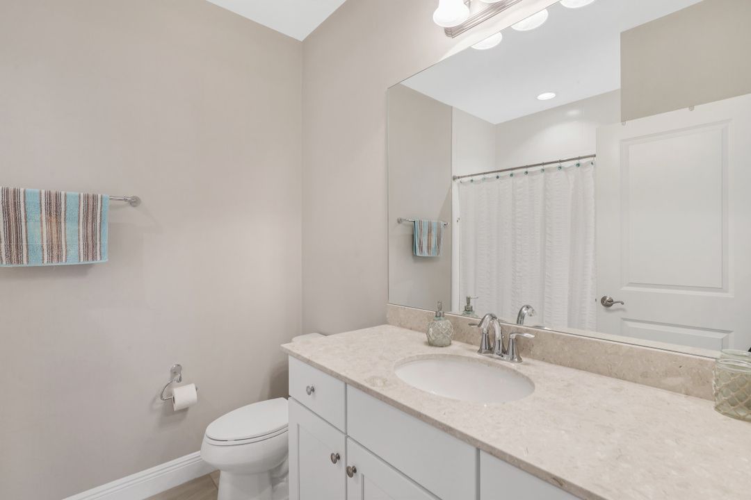 4714 Formosa Dr, Naples, FL 34119