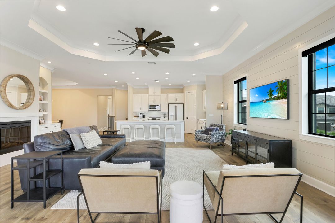 9636 Montelanico Loop #201, Naples, FL 34119