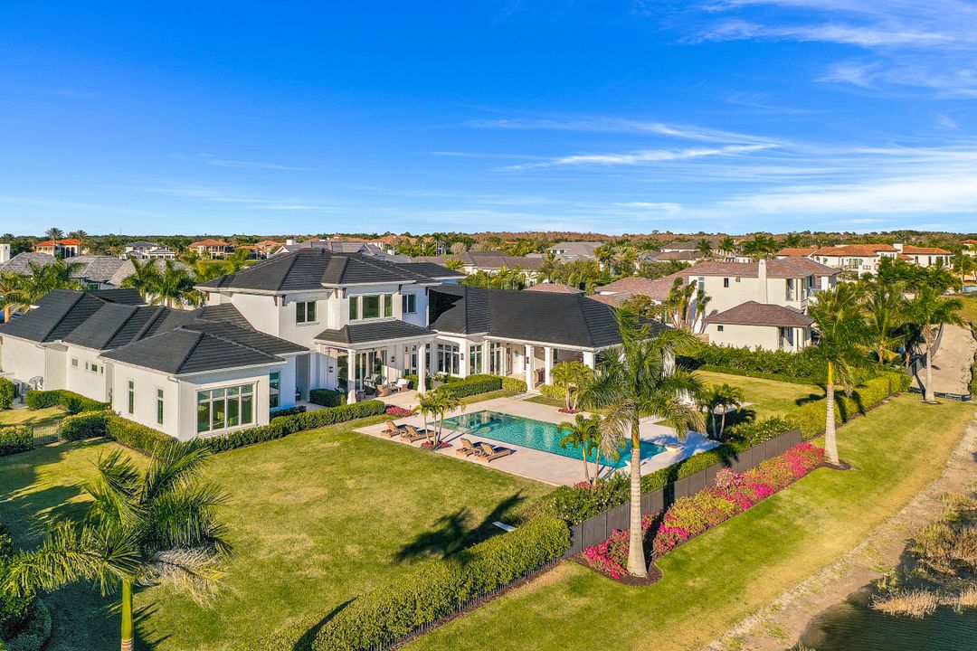 16610 Firenze Way, Naples, FL 34110