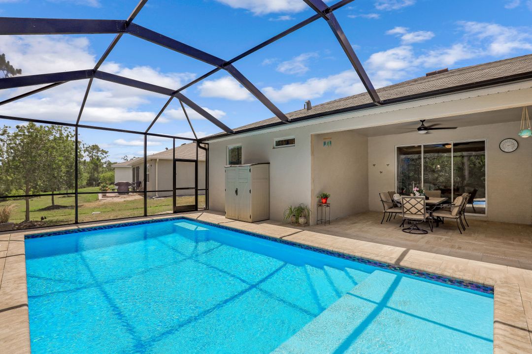 3101 Amadora Cir, Cape Coral, FL 33909