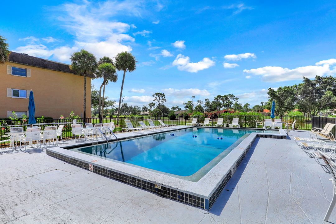 5651 Rattlesnake Hammock Rd #201C, Naples, FL 34113