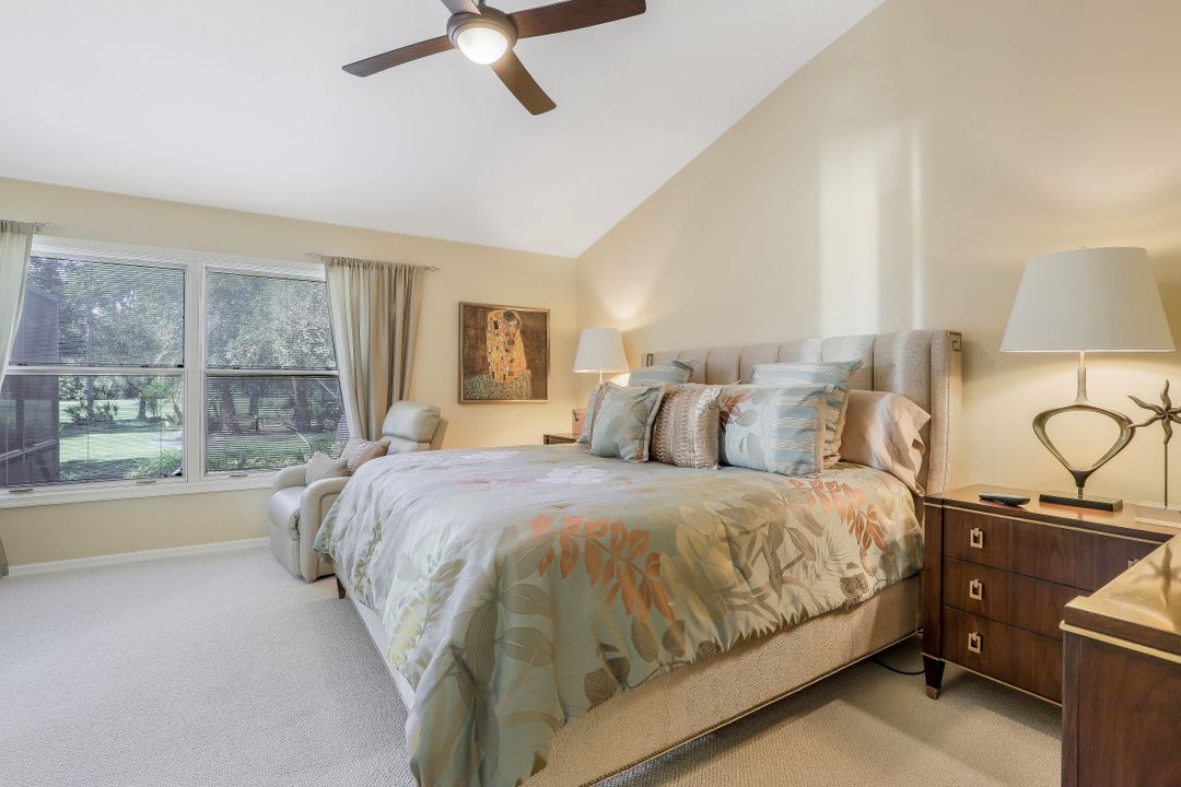 6627 Trident Way, Naples, FL 34108