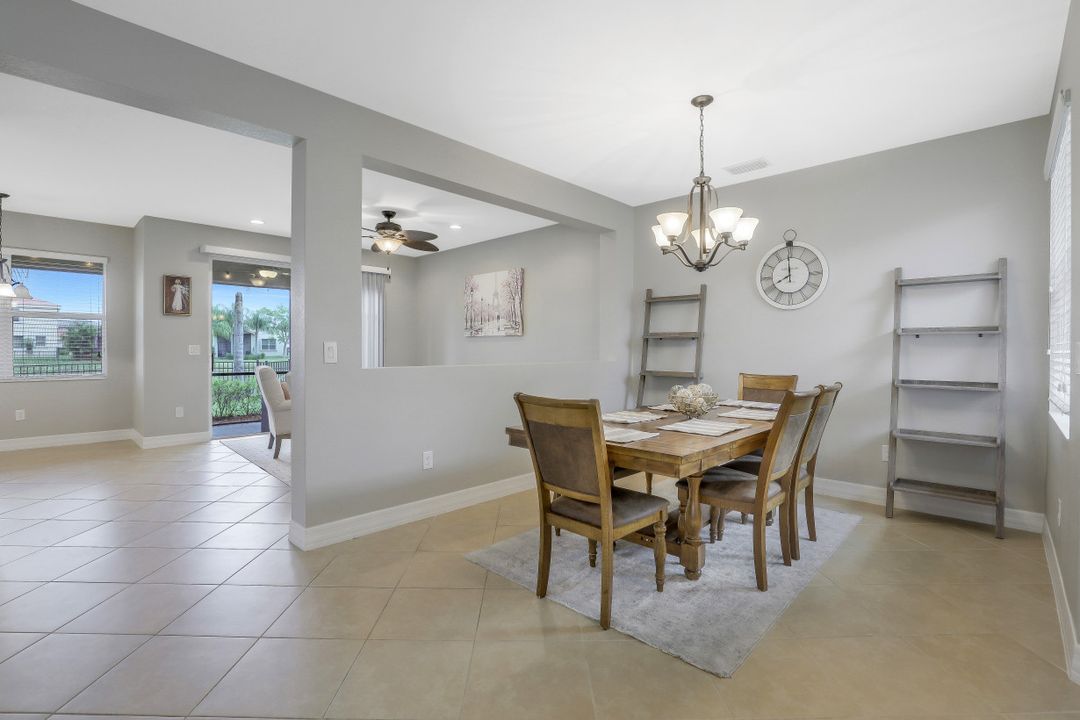 10313 Crepe Jasmine Ln, Fort Myers, FL 33913
