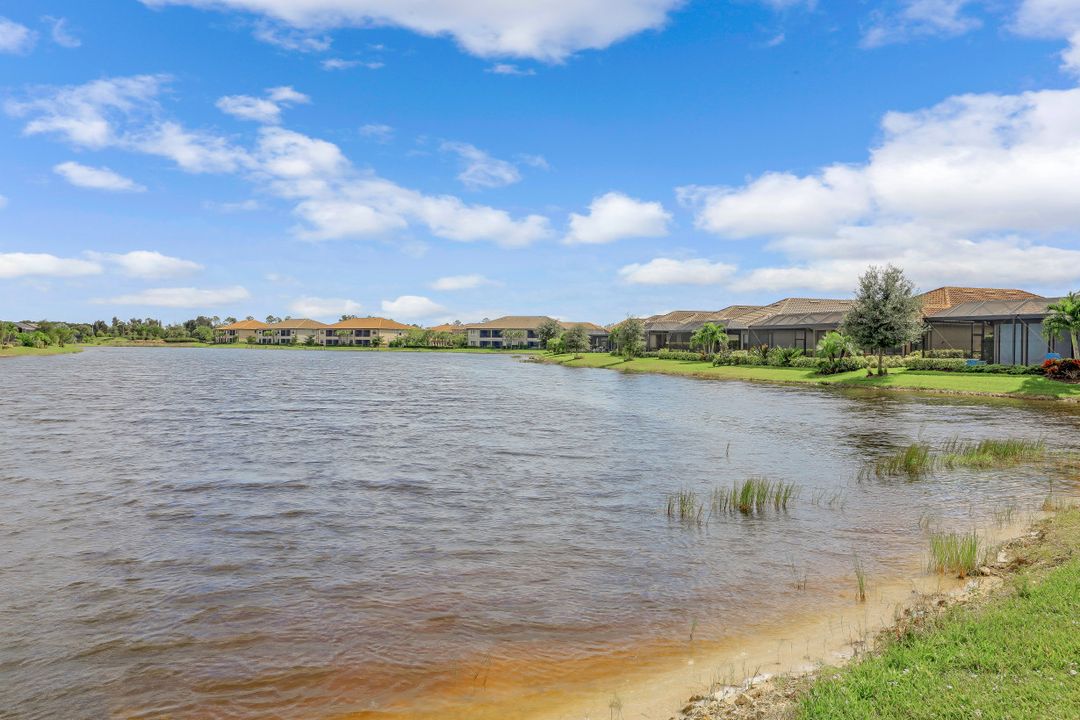 9418 Galliano Ter, Naples, FL 34119