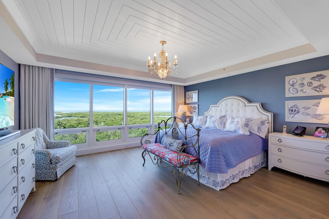 13915 Old Coast Rd #805, Naples, FL 34110