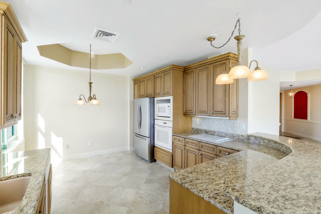 1079 Bald Eagle Dr #N-604, Marco Island, FL 34145