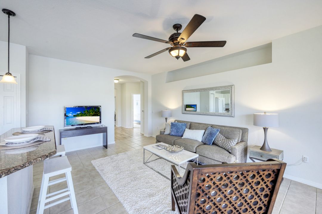 5245 Birmingham Dr #102, Naples, FL 34110