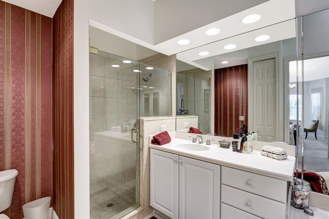 7838 Hawthorne Dr #1803, Naples, FL 34113