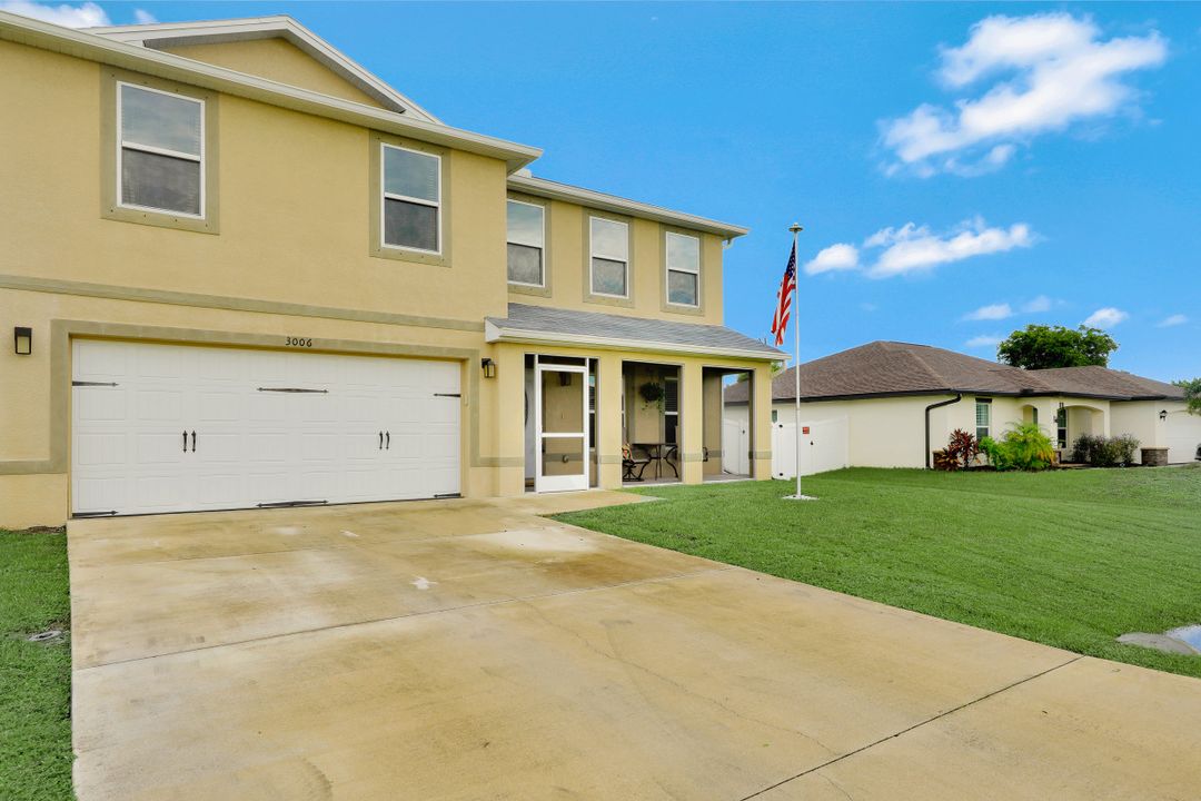 3006 SW 1st Pl, Cape Coral, FL 33914