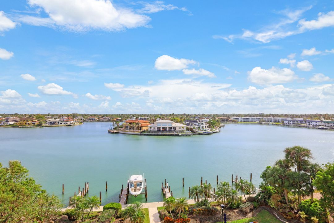 3100 Gulf Shore Blvd N #501, Naples, FL 34103