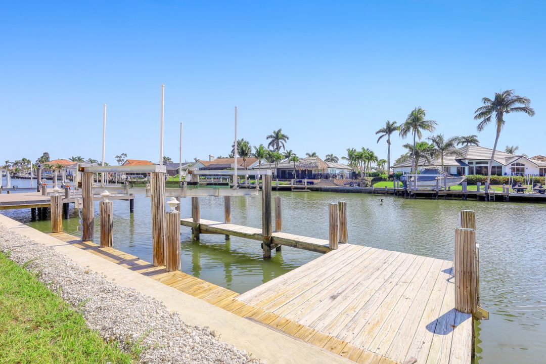 1857 Woodbine Ct, Marco Island, FL 34145