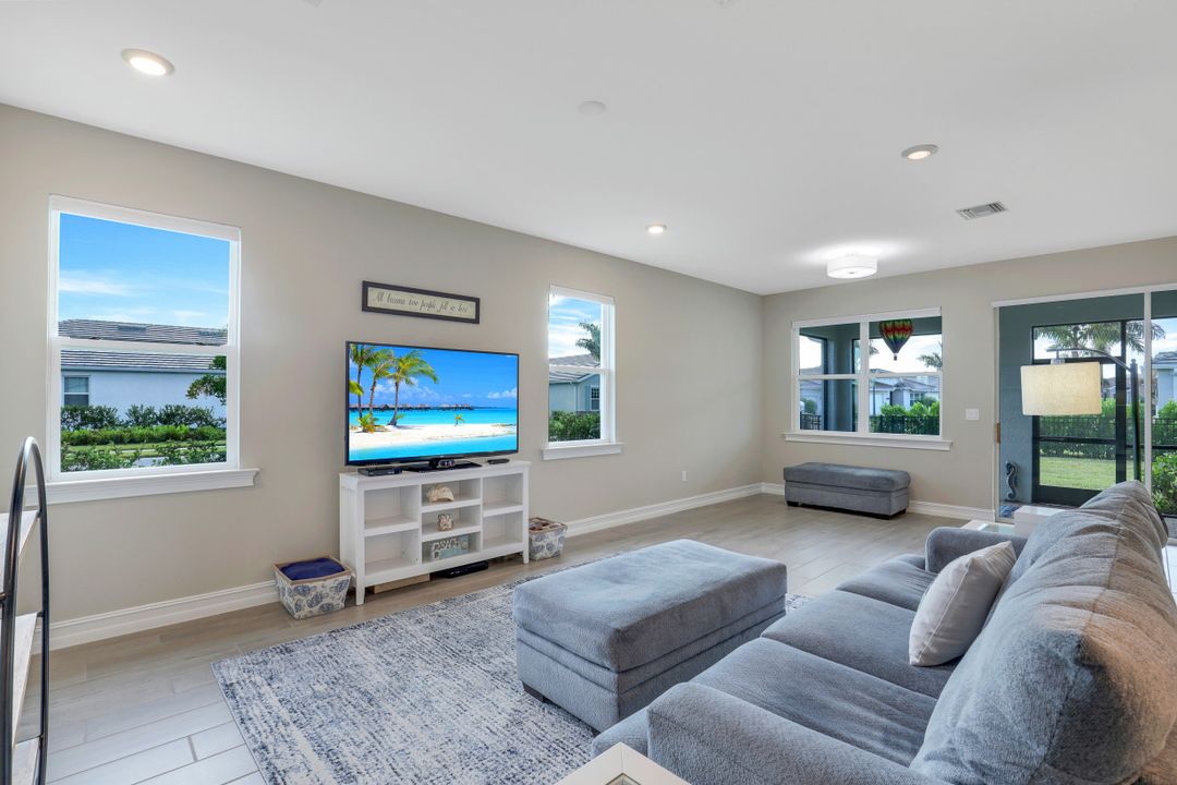 16546 Crescent Beach Way, Bonita Springs, FL 34135