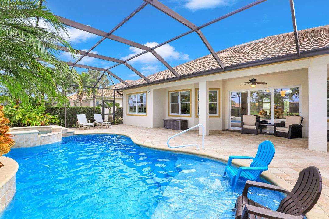 9403 Copper Rock Ct, Naples, FL 34120